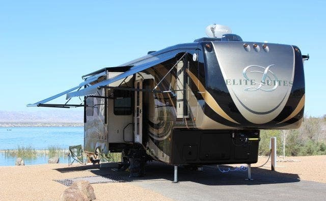 DRV Elite Suites 38RSSB3